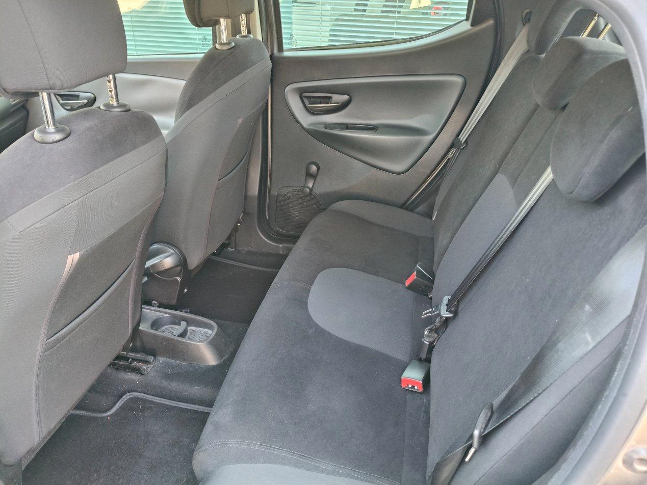 Lancia Ypsilon 5 Porte Ypsilon 1.2 8v Gold s/CL 69cv E6