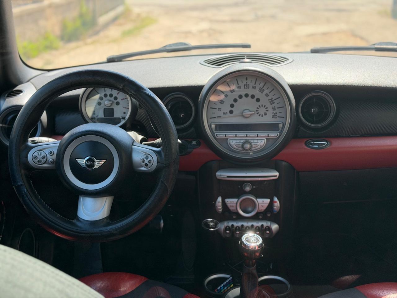 Mini Cooper ONE D 1.6 Diesel