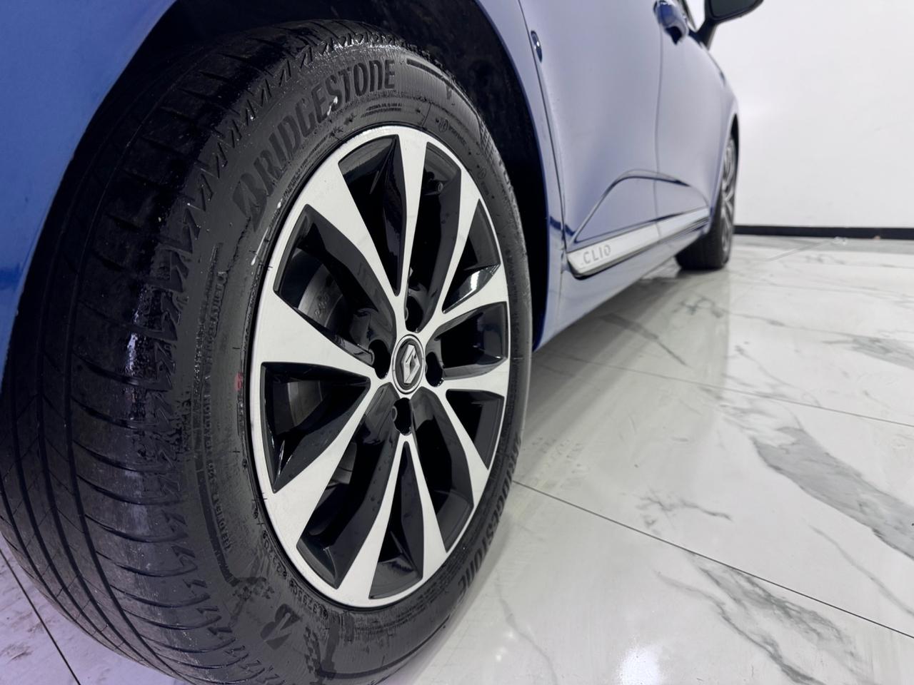 Renault Clio Hybrid E-Tech 140 CV 5 porte Zen