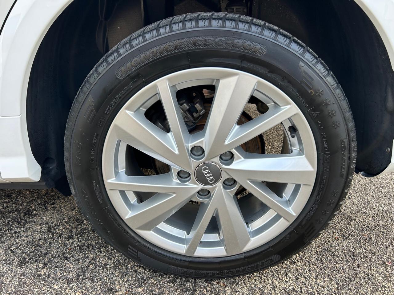 Audi Q2 1.6 TDI Sport strafull !!!!!