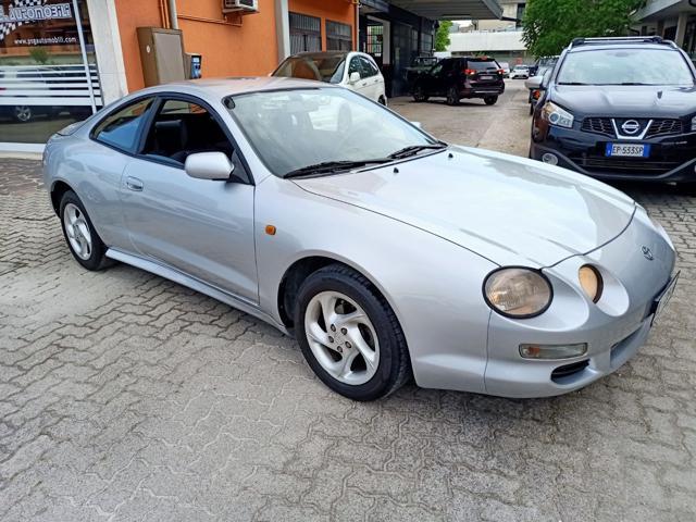 TOYOTA Celica 1.8i 16V cat Coupé Plus