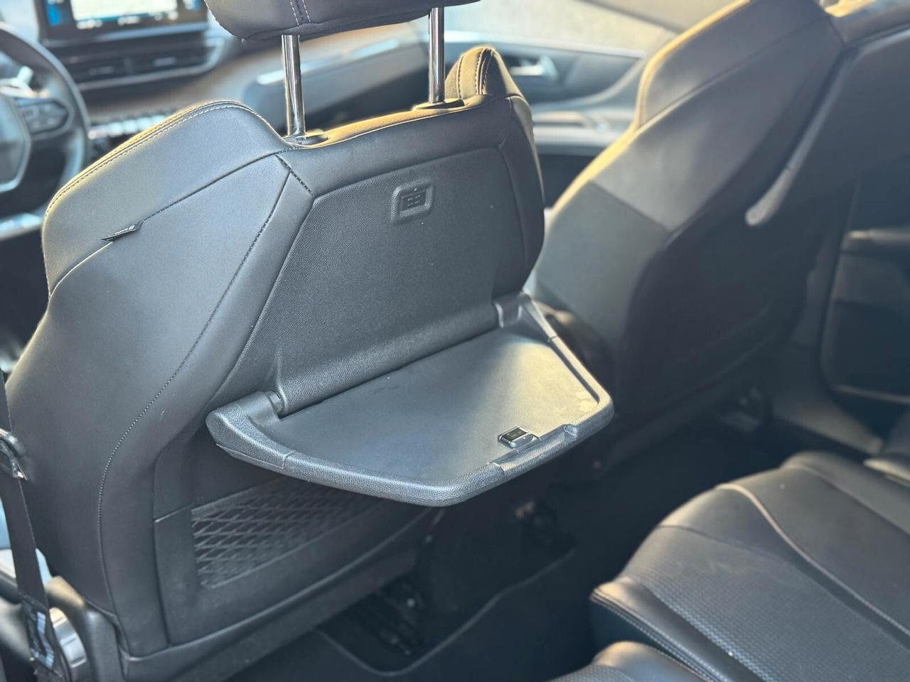 Peugeot 5008 BlueHDi 130 S&S EAT8 GT PACK