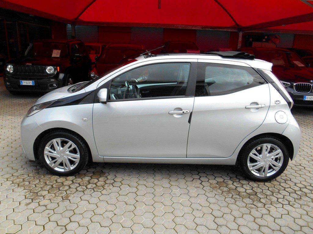 TOYOTA Aygo 1.0 VVT-i 69 CV 5 porte CABRIO+AUTOMATICA+TELEC.