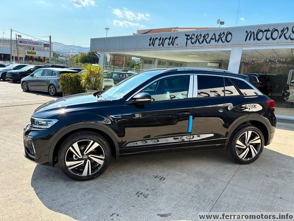 Volkswagen T-Roc 1.0 TSI R-Line a 275euro al mese