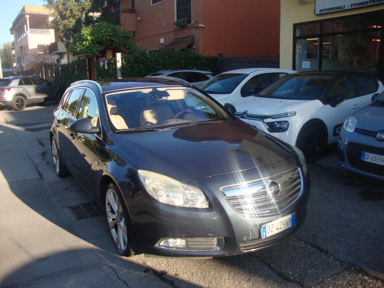 Opel Insignia 1.6 Turbo 180CV Sports Tourer Cosmo
