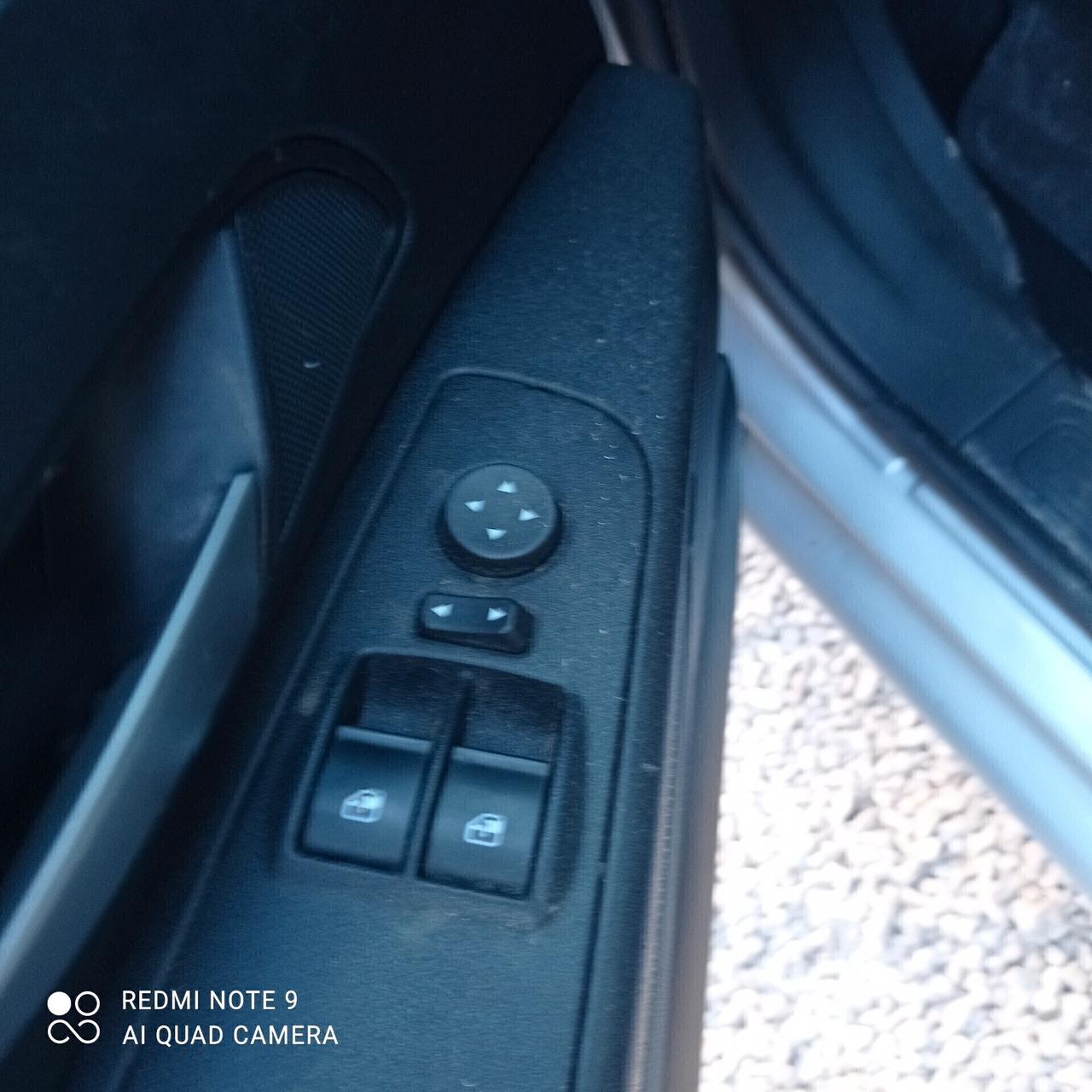 Fiat Grande Punto 1.4 GPL 5p. Actual Van 4pti