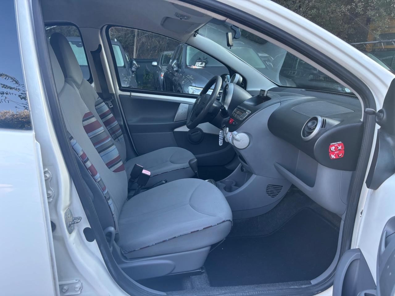 Citroen C1 1.0 5 porte AUTOMATICA ok neopatentati