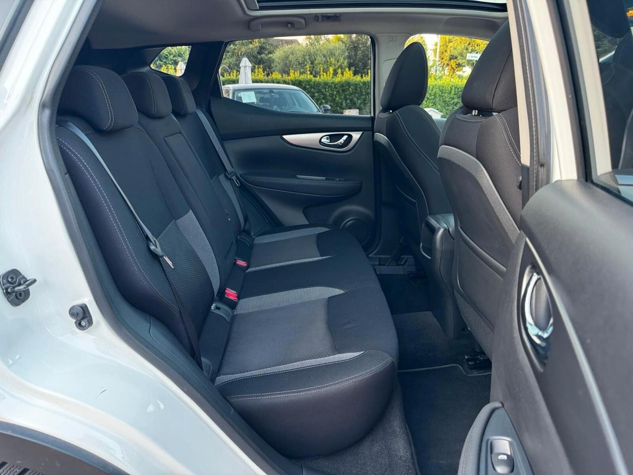 Nissan Qashqai 1.5 Dci N-xconnect fuoristrada/suv 5 porte