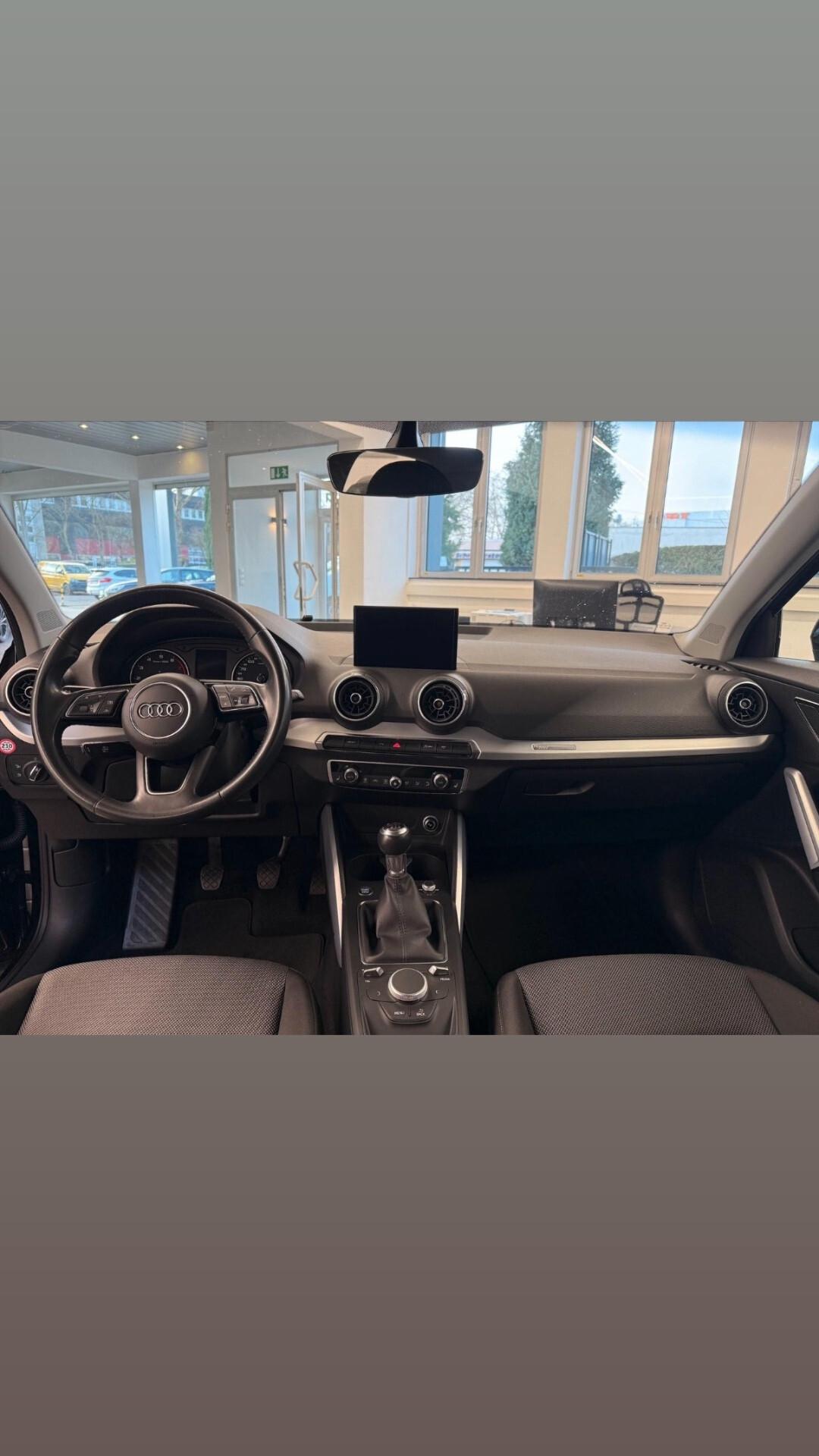 Audi Q2 30 TFSI S tronic Admired