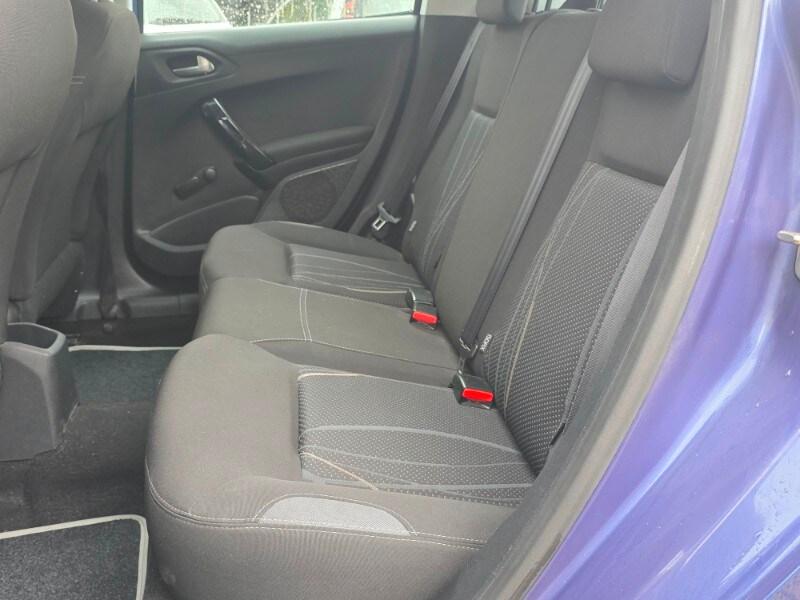 PEUGEOT 208 1° serie 1.4 HDi 68 CV 5 porte Active