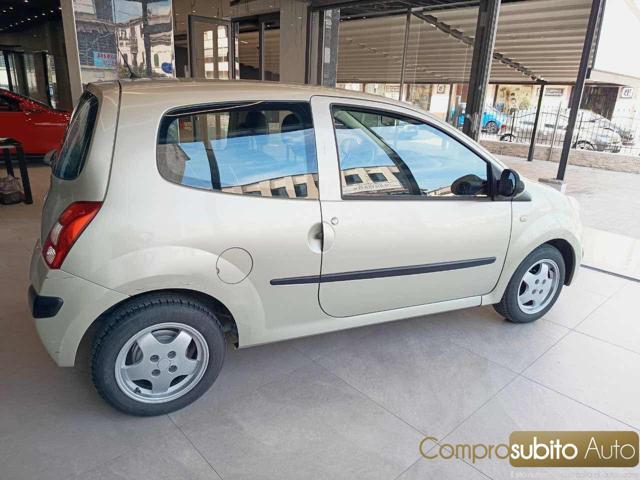RENAULT Twingo 1.2 8V Dynamique