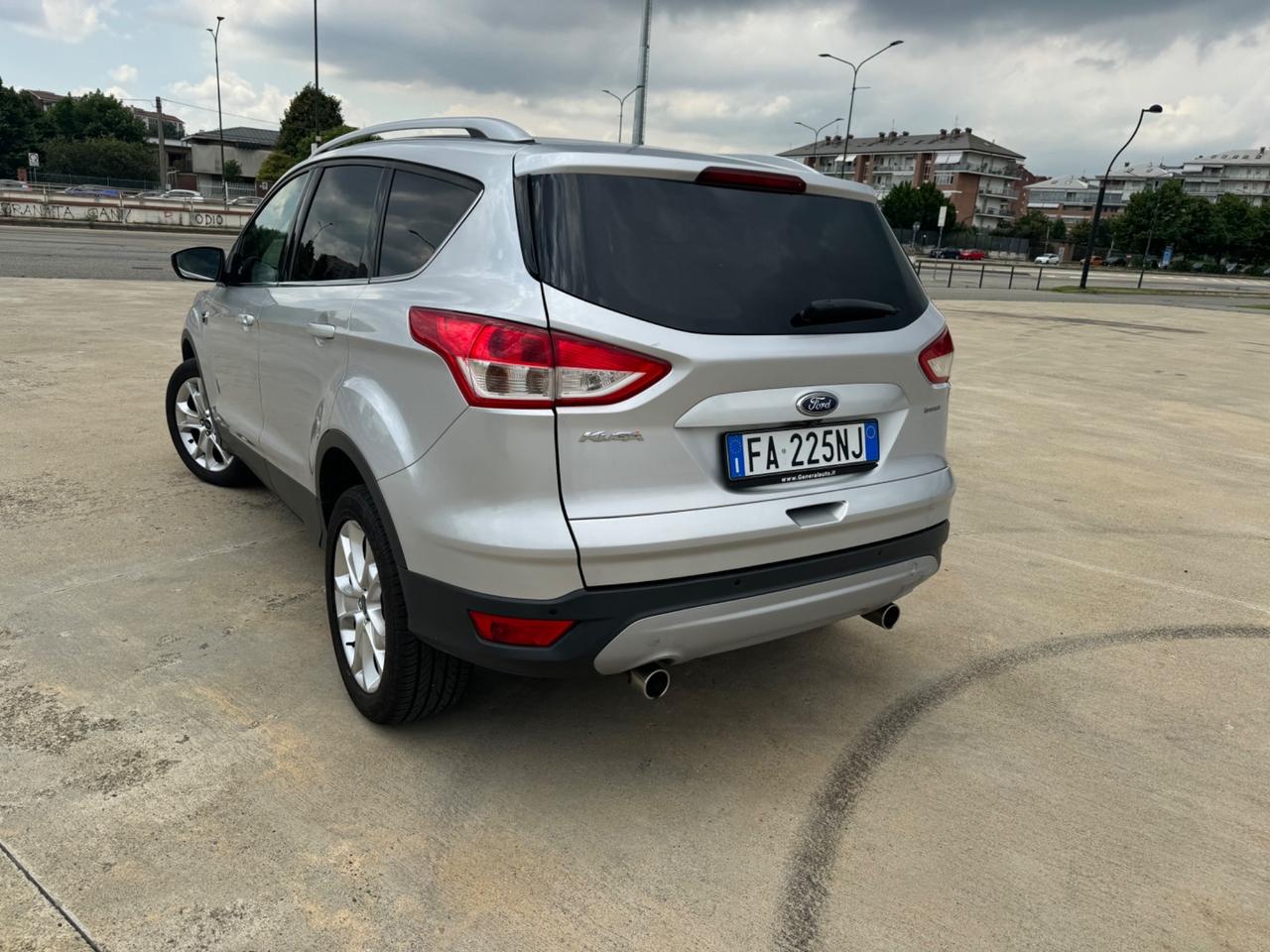 Ford Kuga 2.0 TDCI 150 CV S&S 4WD Powershift Titanium