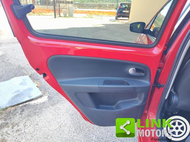 VOLKSWAGEN up! 1.0 75 CV 5 porte move up!