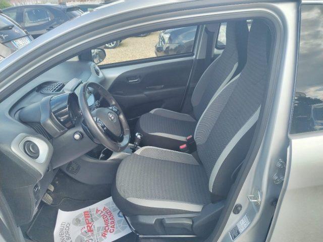 TOYOTA Aygo Connect 1.0 VVT-i 72CV 5 porte x-business MMT