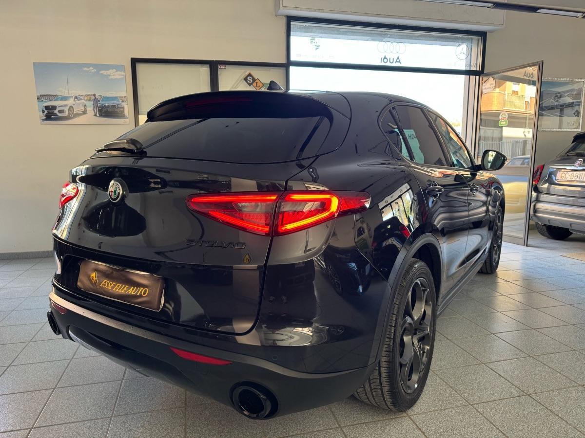 ALFA ROMEO STELVIO 2.2 T.diesel 190 CV AT8 Q4 Exec.