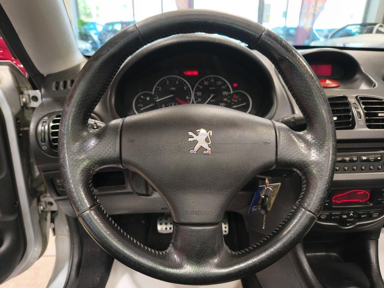 Peugeot 206 1.6 16V CC