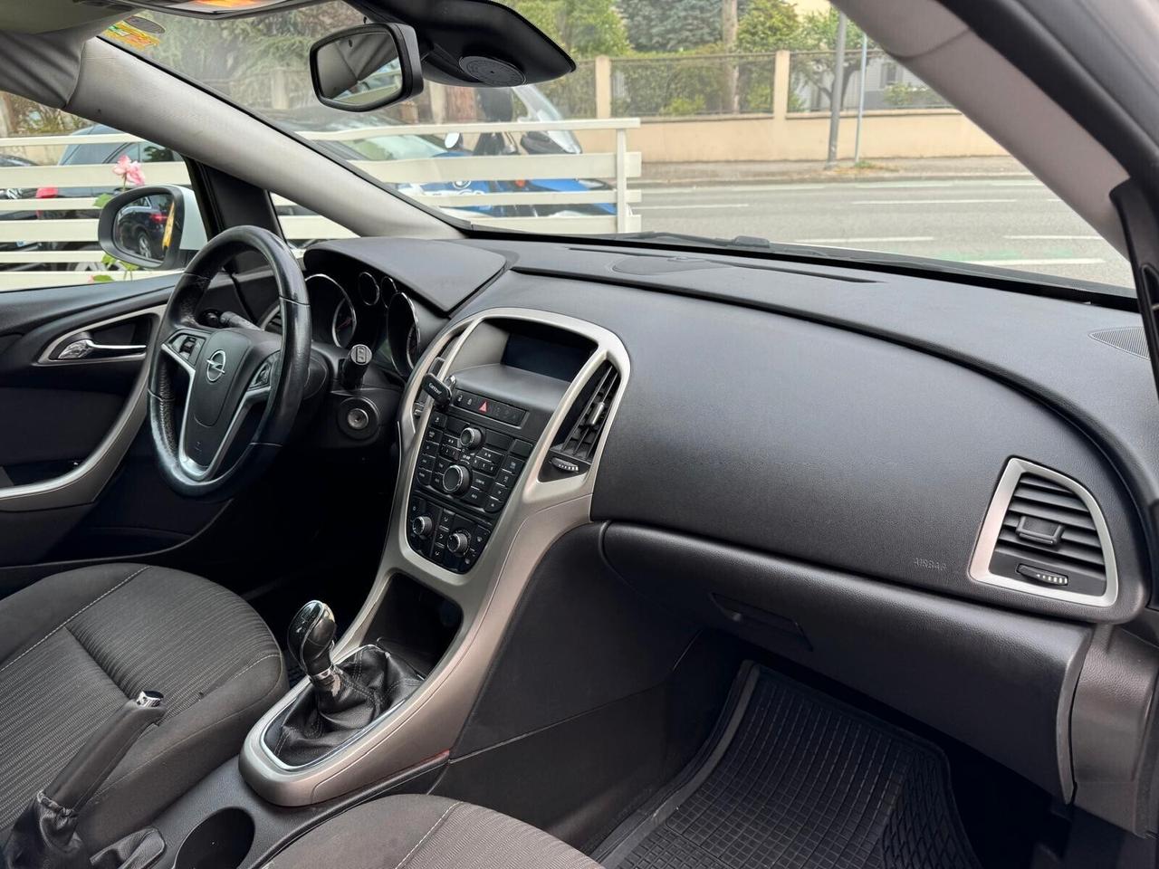 OPEL ASTRA 1.7 CDTI 110cv 5p COSMO NEOPATENT