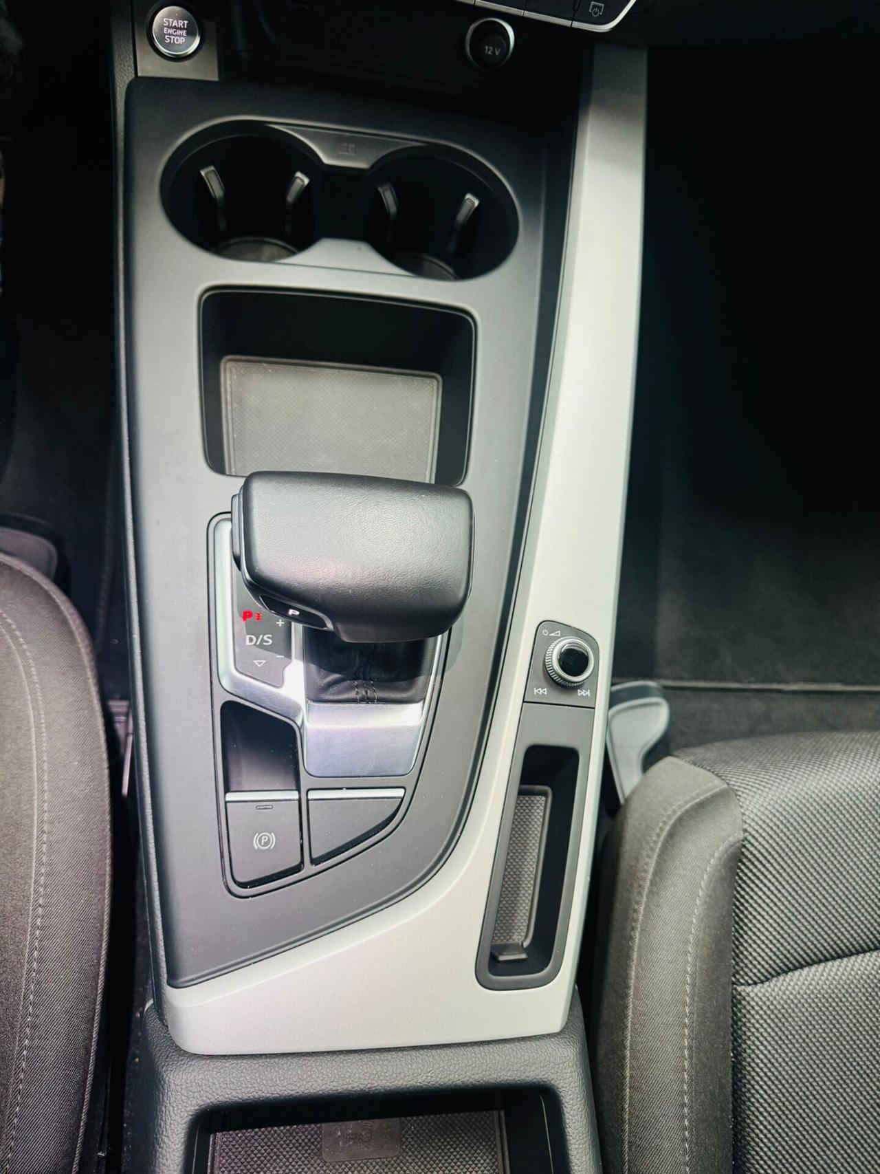 Audi A4 Avant 40 TDI S tronic line edition