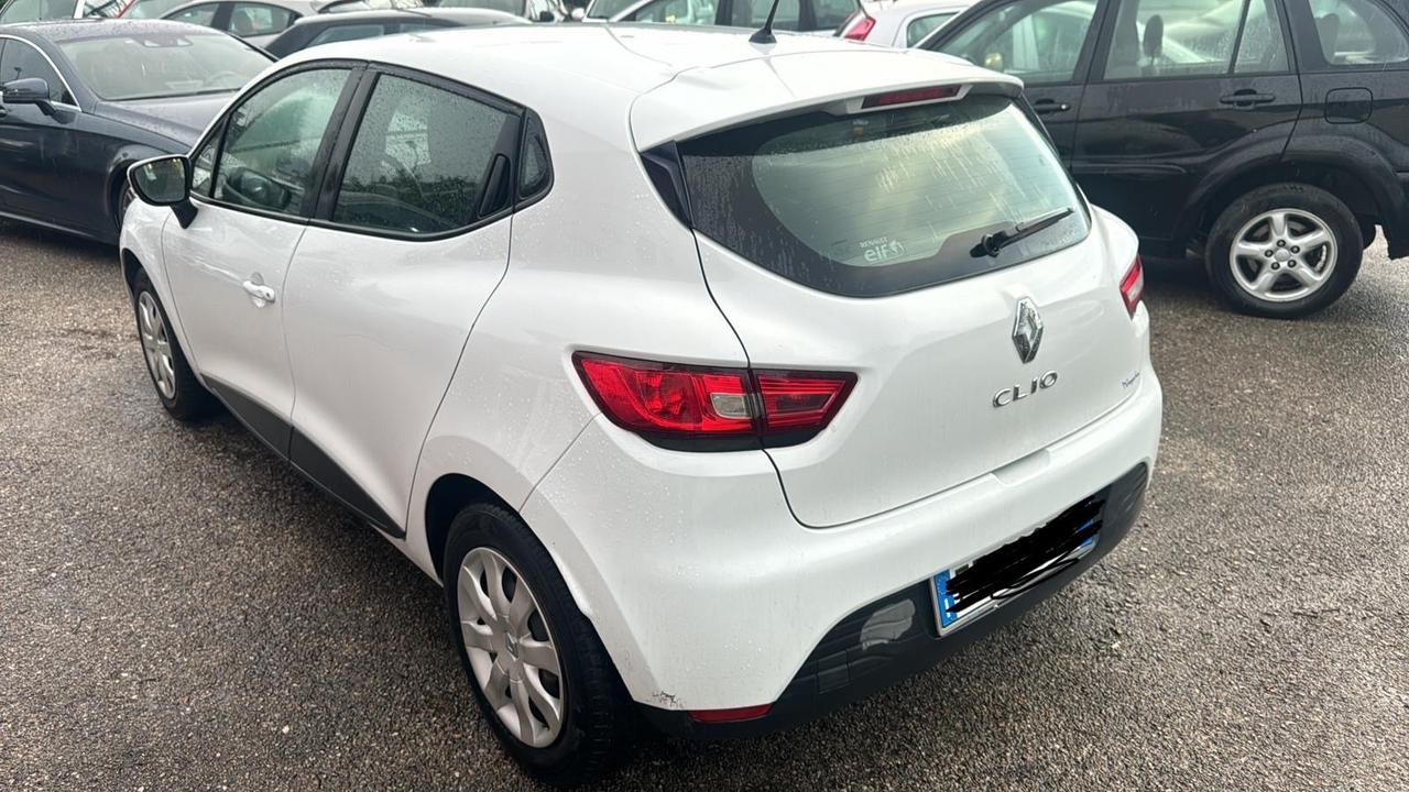 Renault Clio 1.2 75CV GPL 5 porte anno 2015