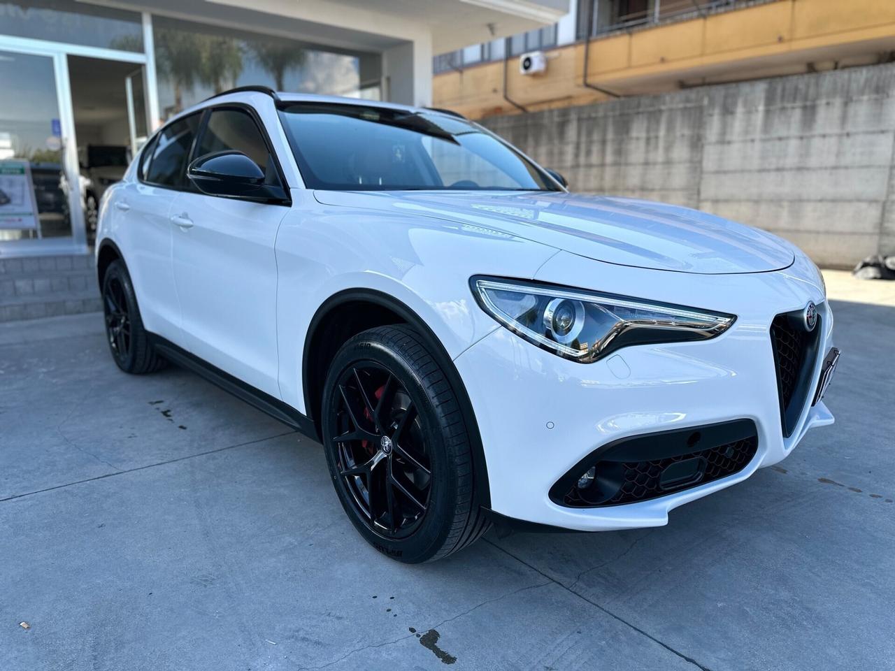 Alfa Romeo Stelvio 2.2 Turbodiesel 210 CV AT8 Q4 B