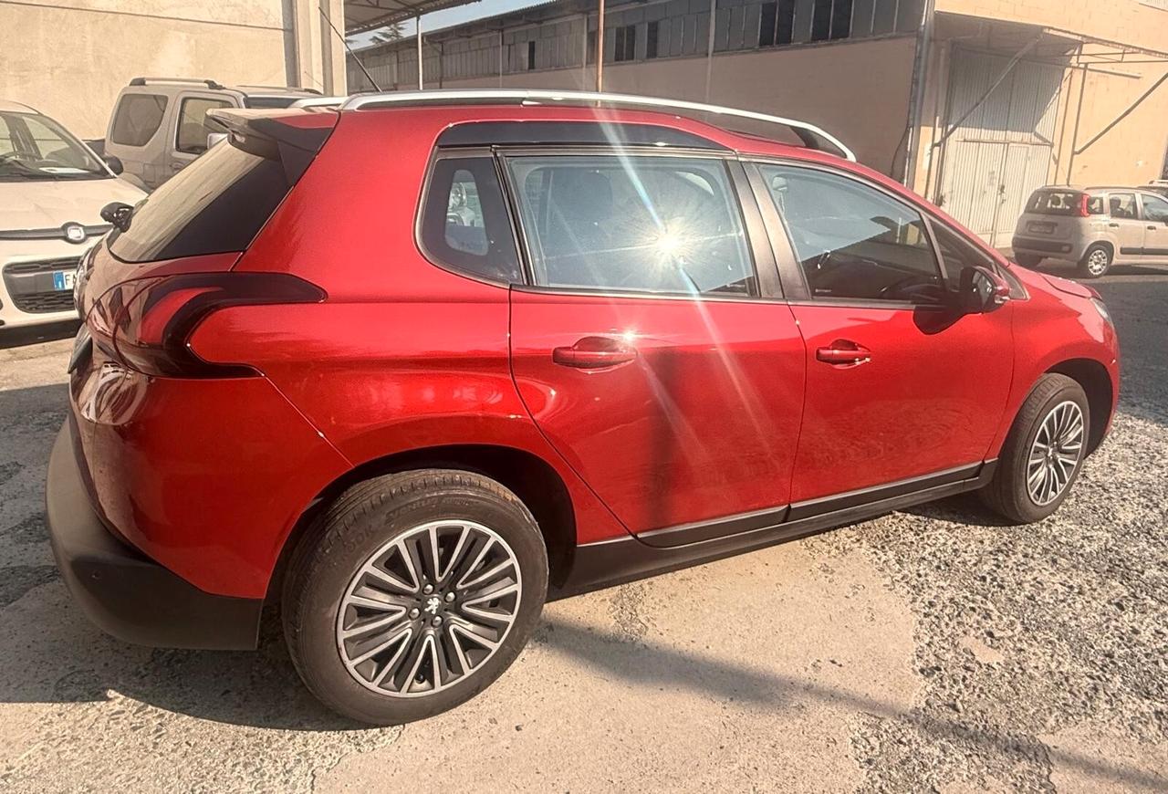 Peugeot 2008 1.2 benzina+Gpl