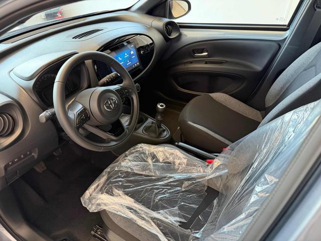 TOYOTA Aygo X 1.0 VVT-i 72 CV 5 porte Active Km0