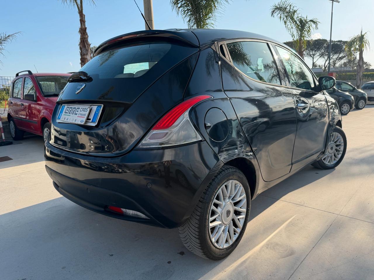 LANCIA YPSILON 2014 1.2 BENZINA 69 CV *DISTR FATTA