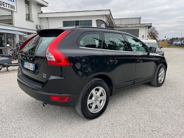 Volvo XC 60 XC60 D4 AWD Geartronic Tua a 195 Euro al Mese