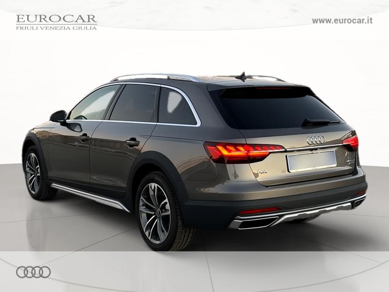 Audi A4 allroad allroad 40 2.0 tdi mhev identity contrast quattro 204cv s-tronic