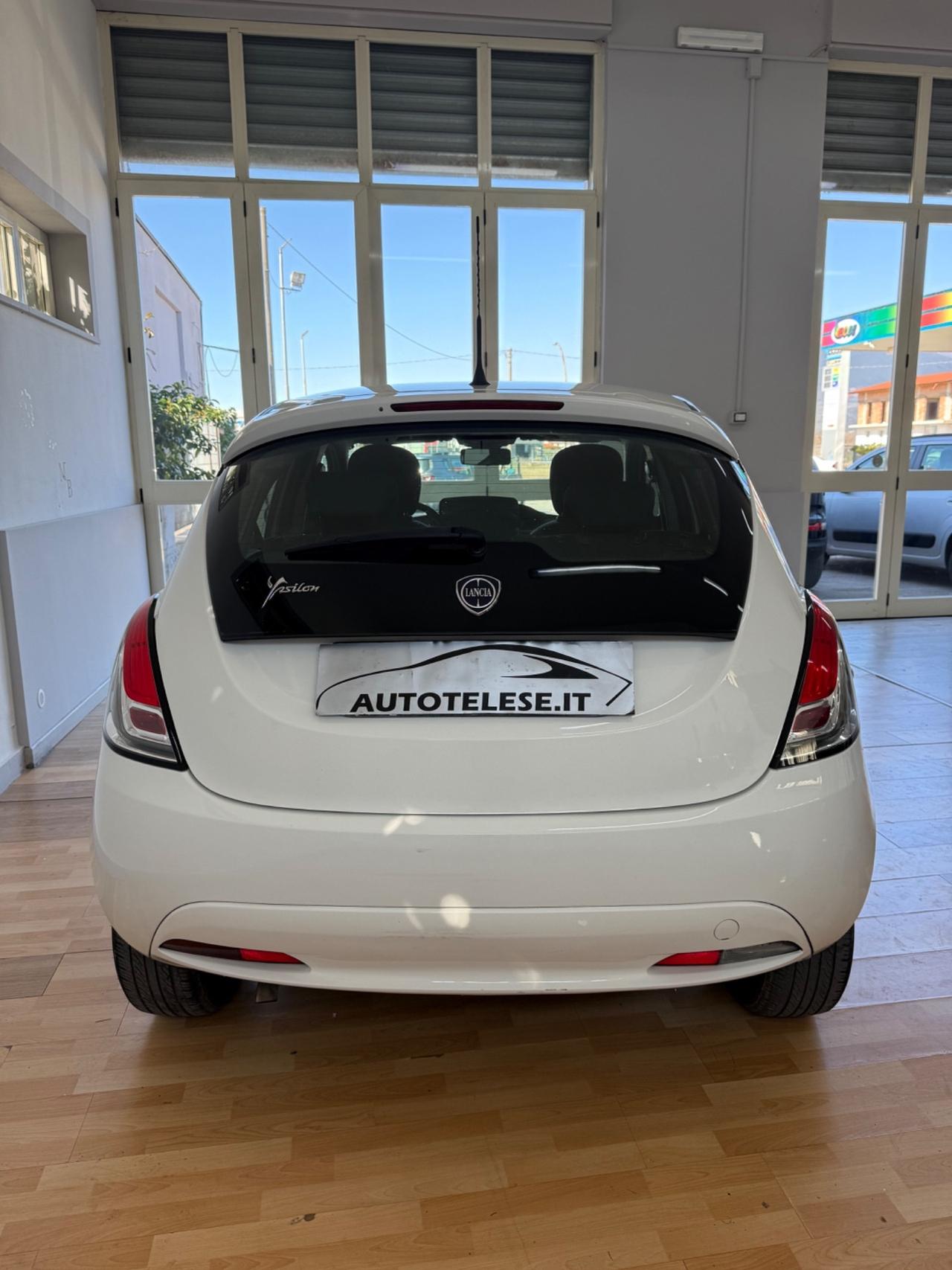 Lancia Ypsilon 1.2 69 CV 5 porte GPL Ecochic GOLD