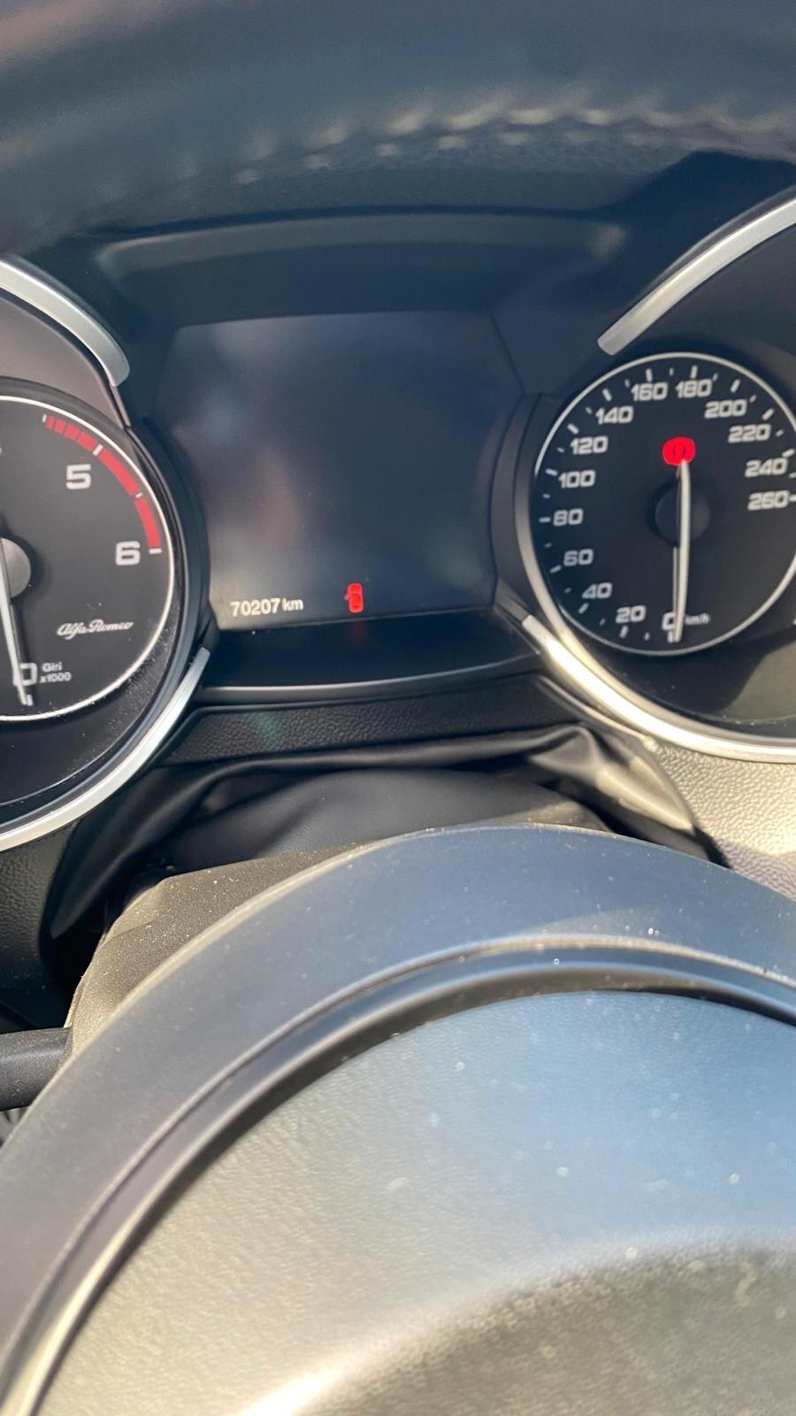 Alfa Romeo Stelvio 2.2 Turbodiesel 190 CV AT8 RWD Executive