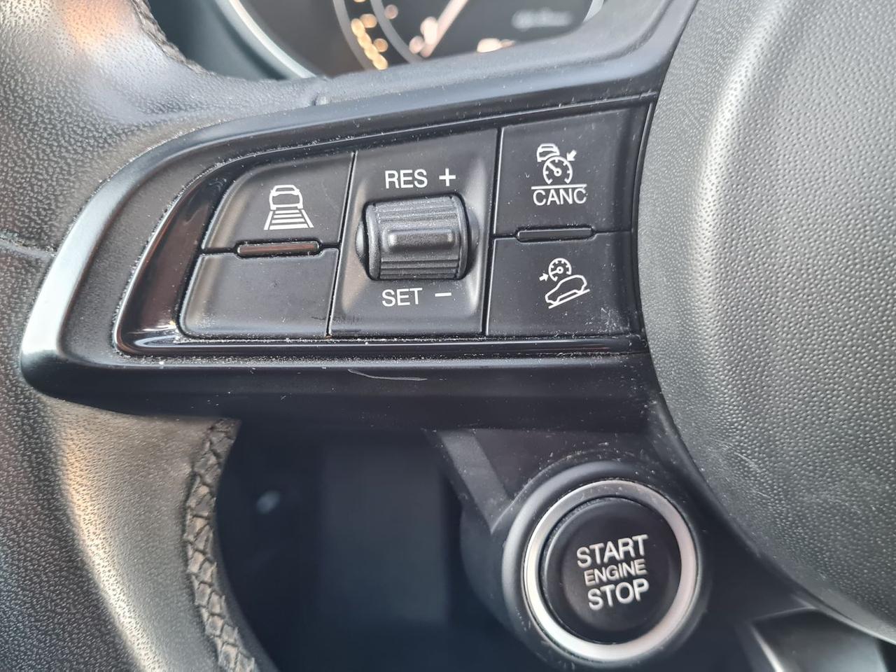 Alfa Romeo Stelvio 2.2 veloce Business #7202