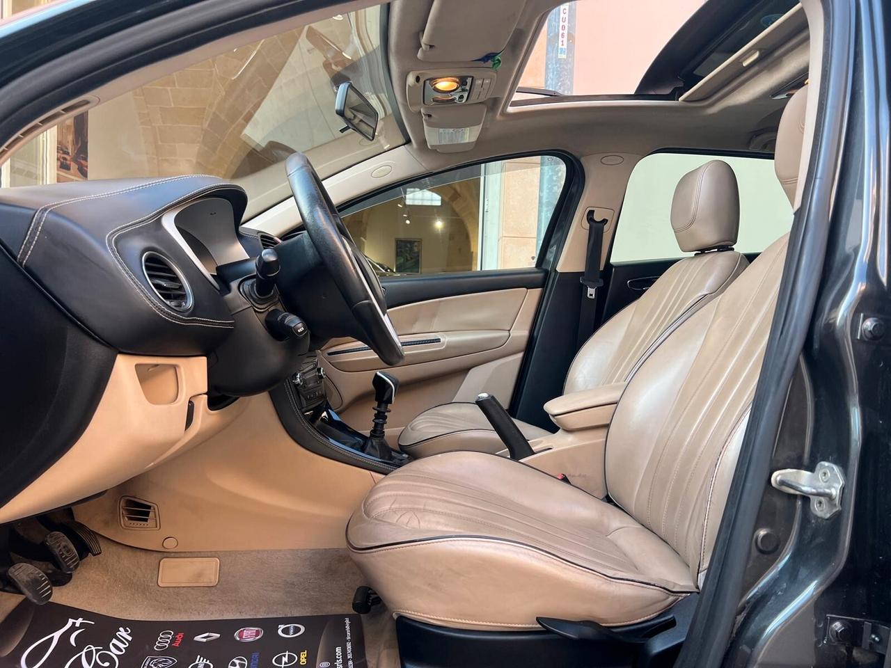 LANCIA DELTA PLATINO 1.9 MJT 8V 190CV TETTO PELLE CRUISE ANNO 2010