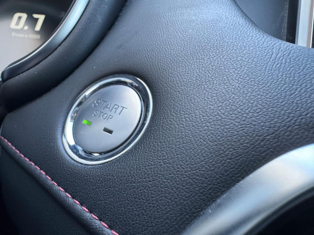 MG HS HS I 1.5 t Luxury / NO VINCOLI