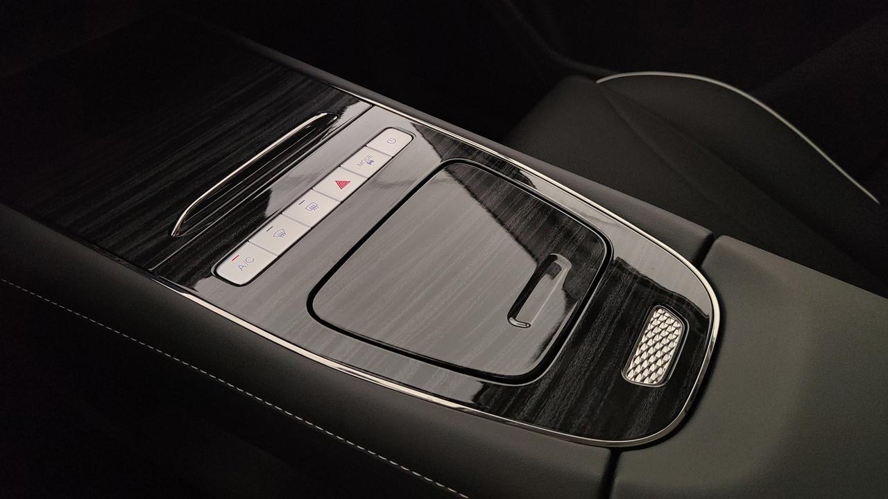 OMODA 1.6 TGDI 7DCT Premium Anniversary