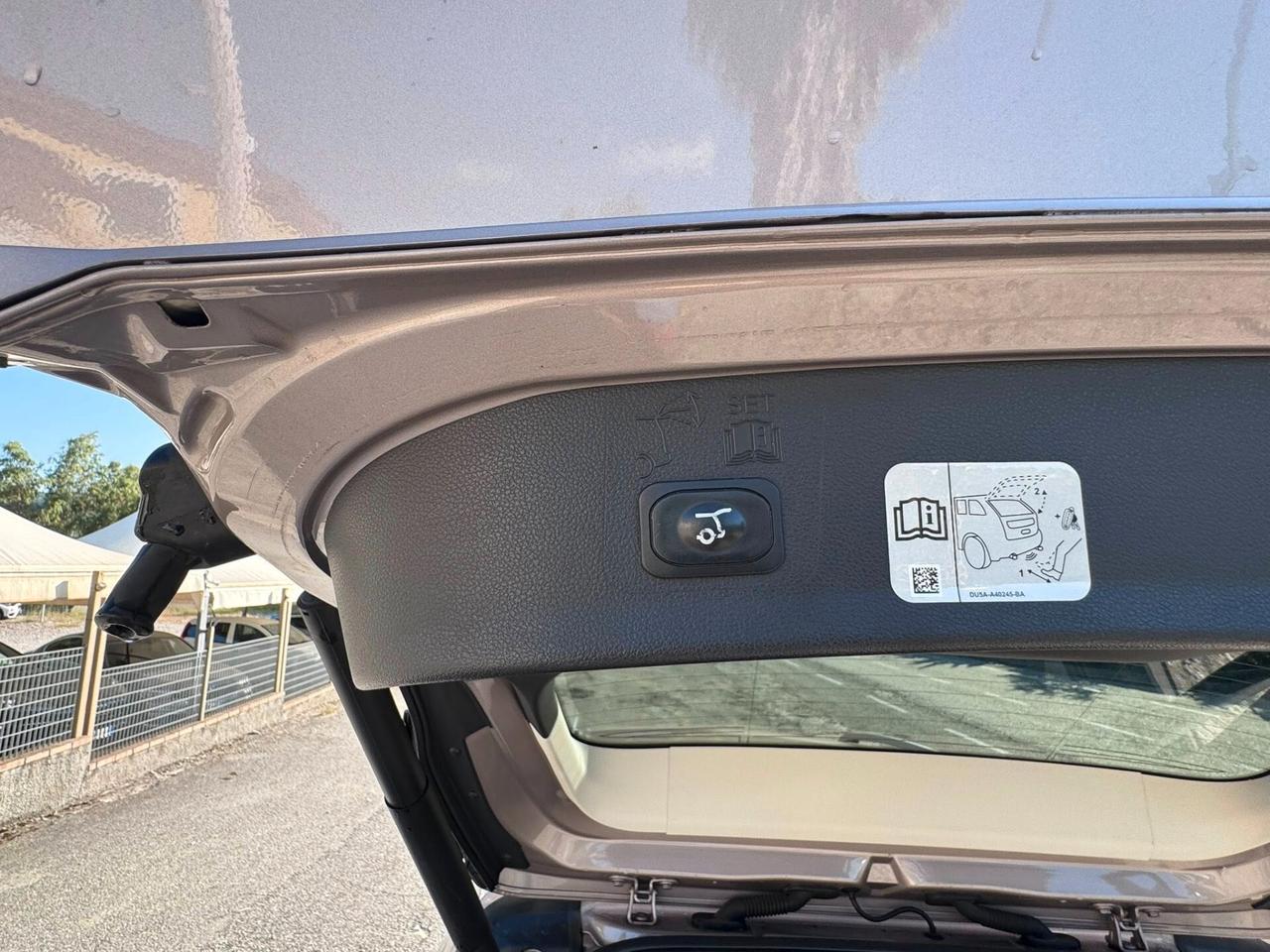 Ford Kuga 2.0 TDCI 150 CV S&S 4WD Powershift Vignale