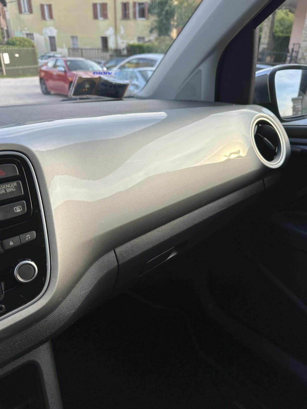Volkswagen UP! 1.0 75 CV HIGH KMCERT NEOPAT GARANZ