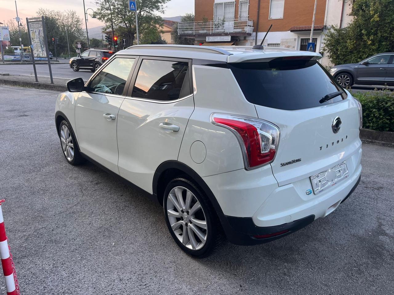 SSANGYONG TIVOLI 1.6D