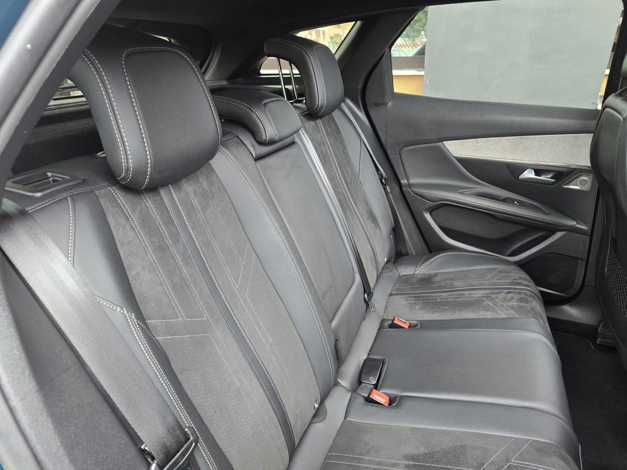 Peugeot 3008 BlueHDi 130 S&S EAT8 GT Pack