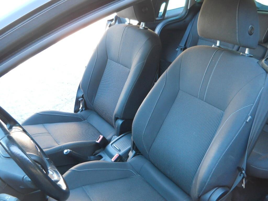 Ford B-Max 1.4 90 CV GPL Business Titanium