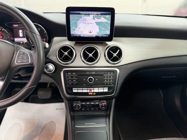 MERCEDES-BENZ GLA 200 d Automatic Premium Enduro