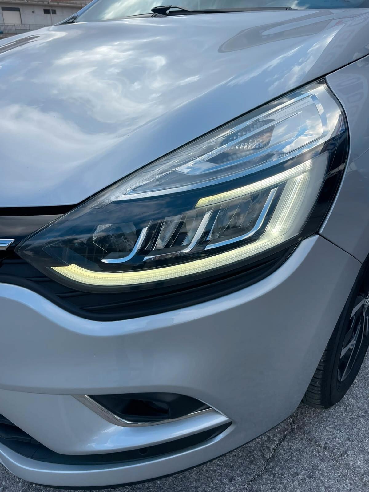 Renault Clio TCe 12V 90CV Start&Stop 5 porte Energy Duel2