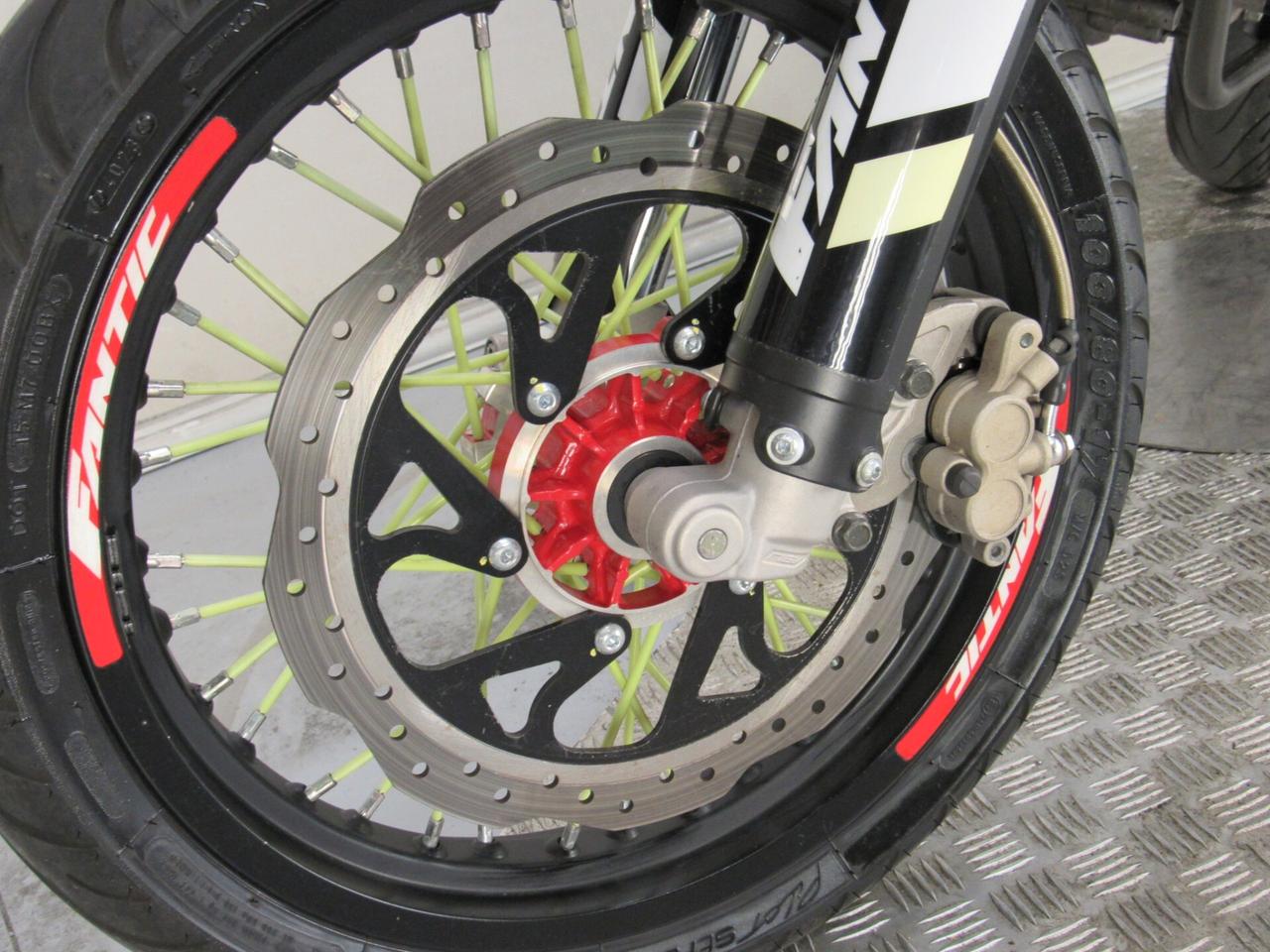 Fantic Motor Motard 125 COMPETITION 11 KW PATENTE A1 E B