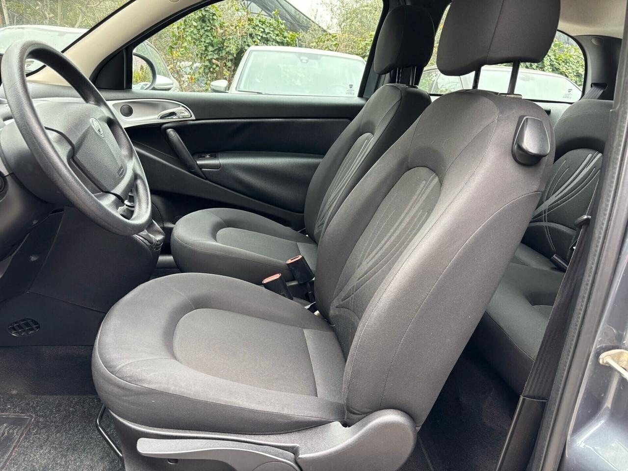 Lancia Ypsilon 1.2 69 CV Unyca OK Neopatentati