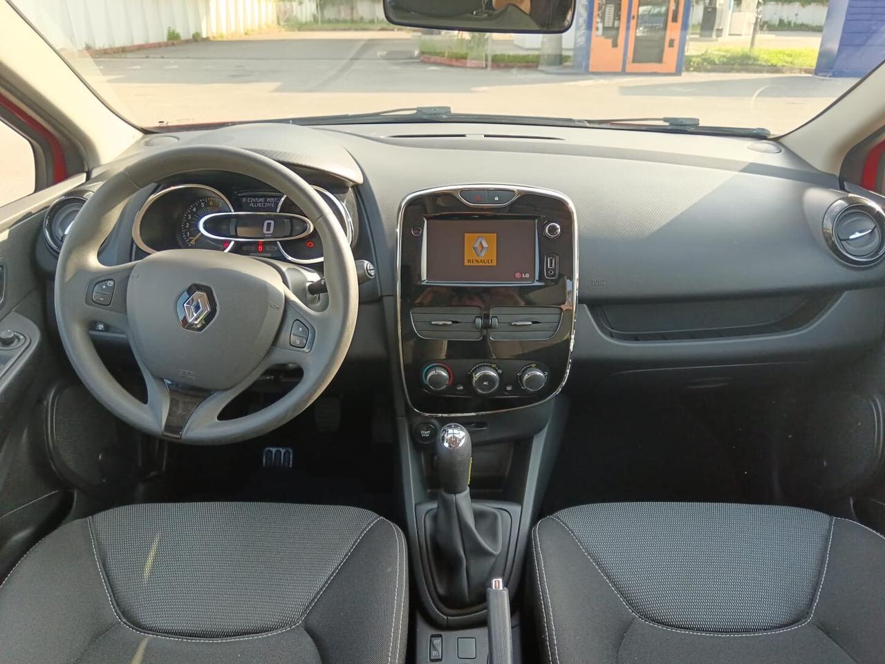 Renault Clio 1.2 75CV 5 porte Wave