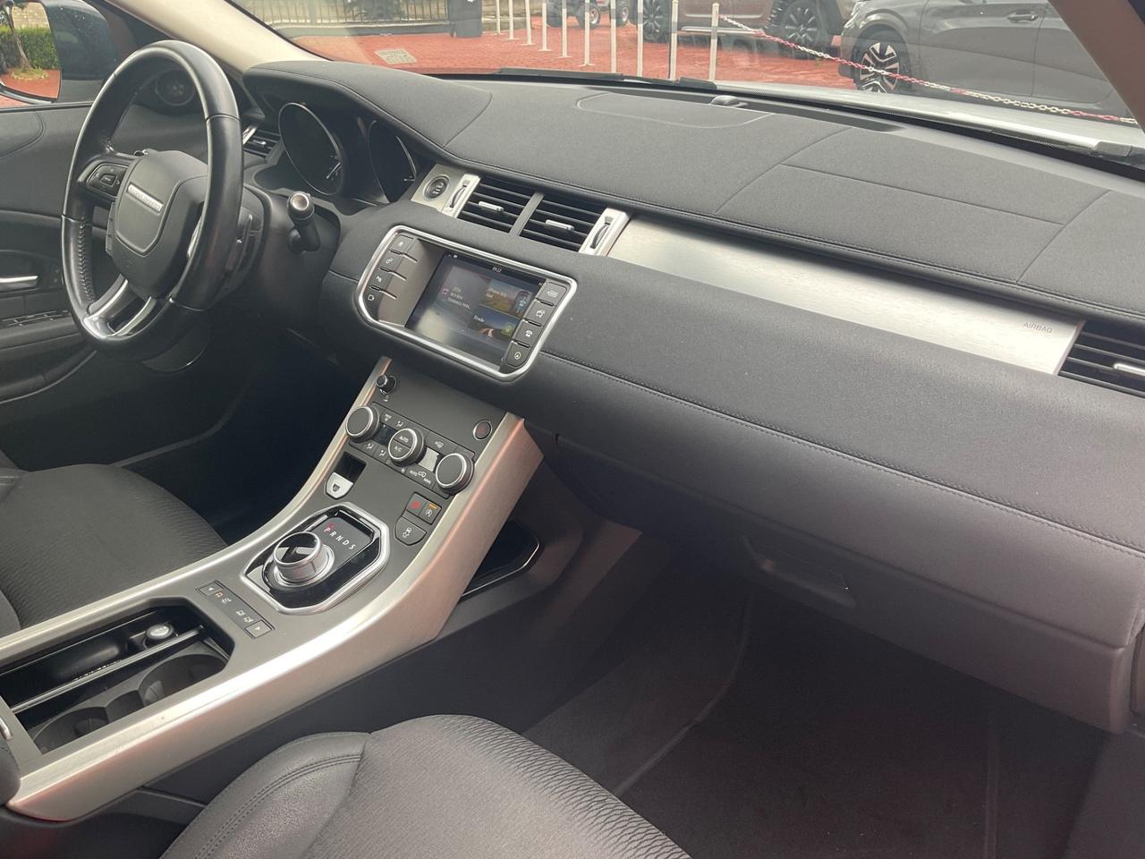 Land Rover Range Evoque 2.0 TD4 180 CV 5p. SE Dynamic