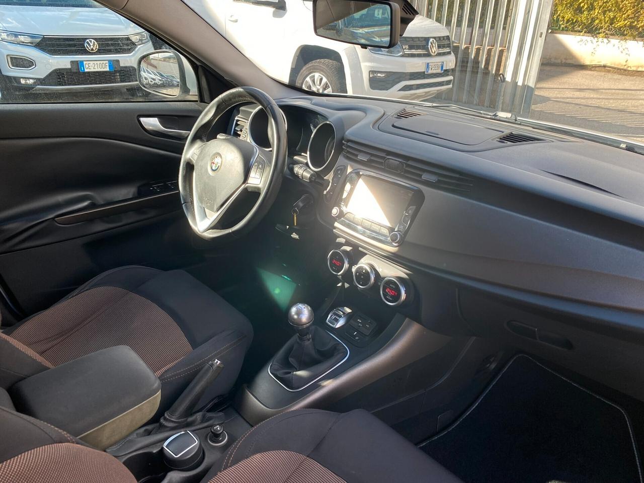 Alfa Romeo Giulietta 1.6 JTD 105 CV