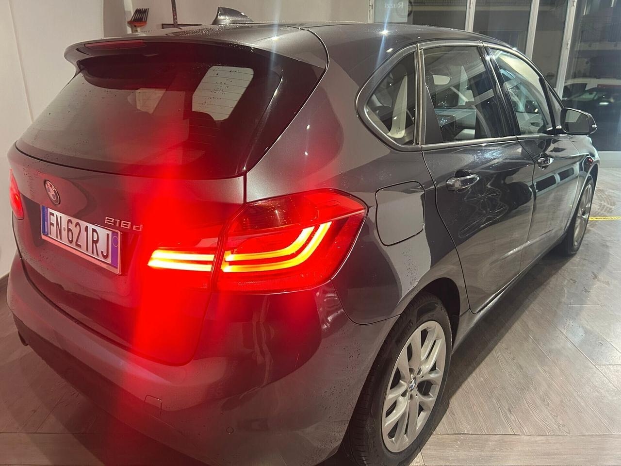 Bmw 2er Active Tourer 218d Luxury