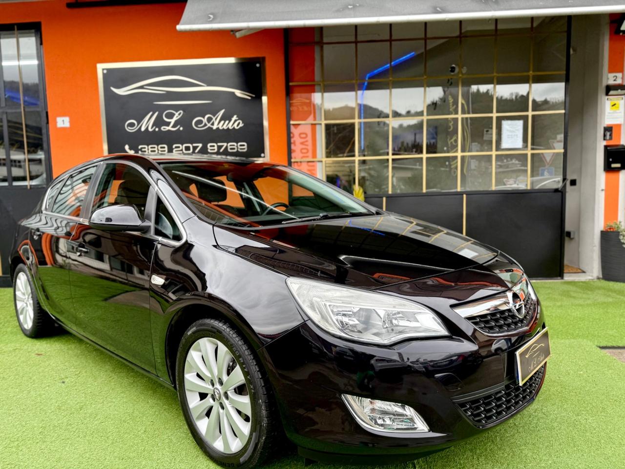 Opel Astra 1.6 16V 5 porte Cosmo