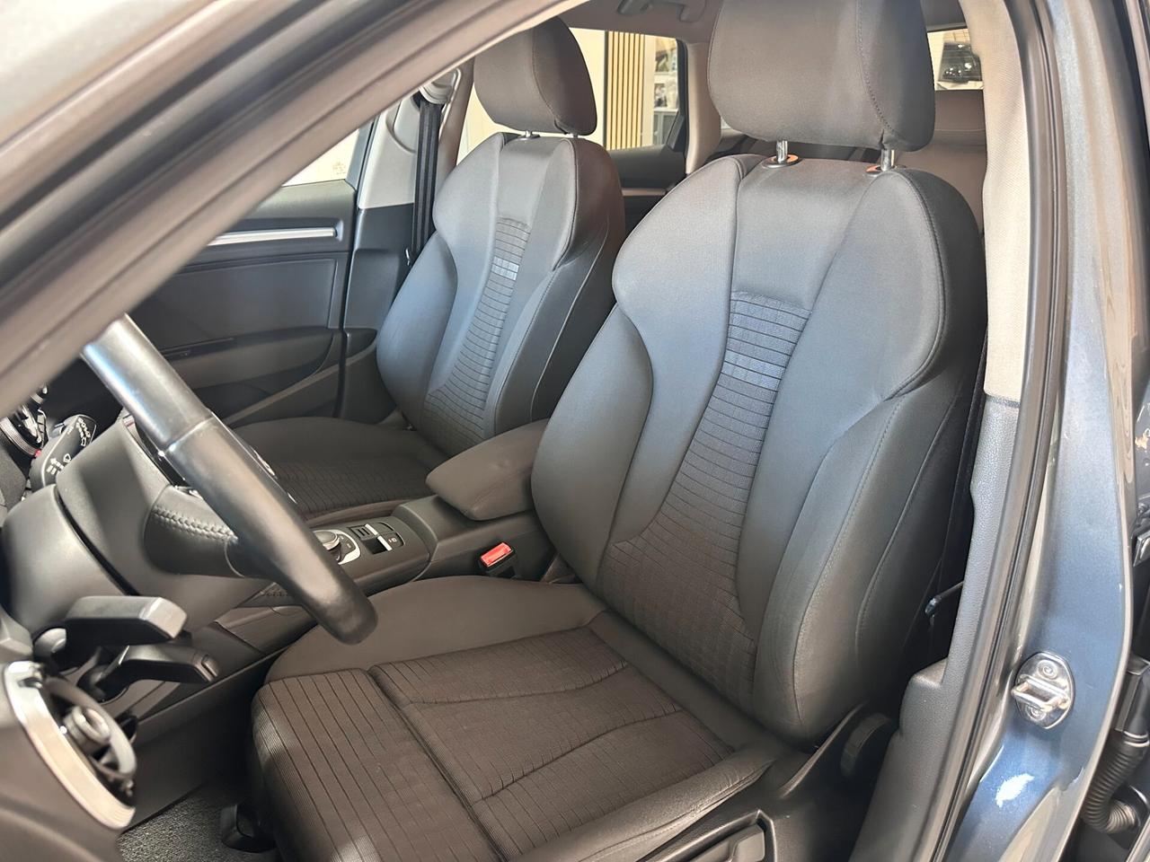 Audi A3 SPB 1.6 TDI 110cv – NAVI – FULL – DA VETRINA